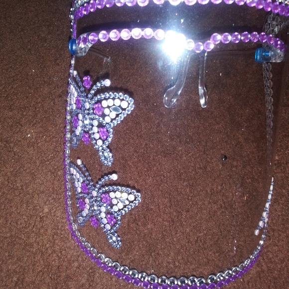 Face Mask/Shields - Picture 11 of 16